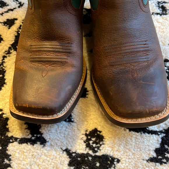 Ariat cowgirl boots - Picture 5 of 10